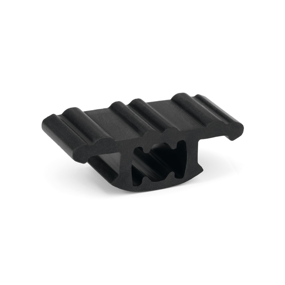 CL-PG [CP] Conectores + Complementos para montaje de estructuras solares. Goma de separación entre paneles para clip CL-GS